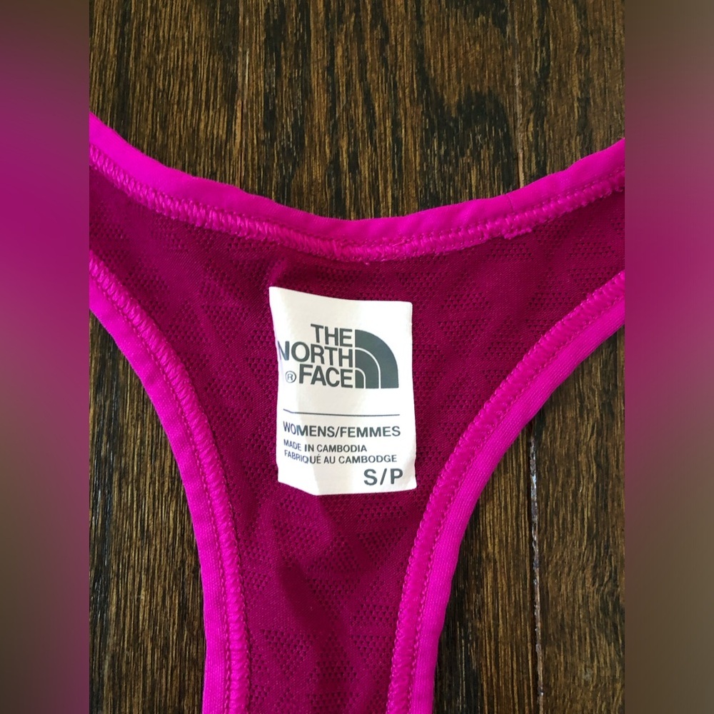 The North Face Women’s S Magenta Mesh Racerback Tank w/Drawstring Waistband - Picture 5 of 11